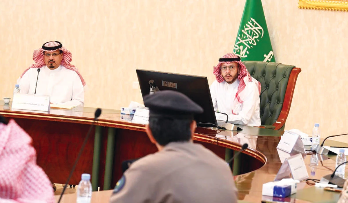Taif governor praises government employees for their work during weather emergencies