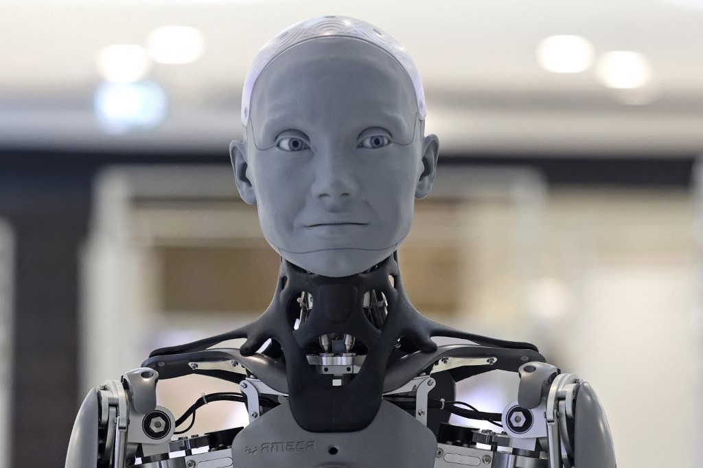 Derived from deep machine learning, AI can digest large quantities of information and make new connections (File/AFP)
