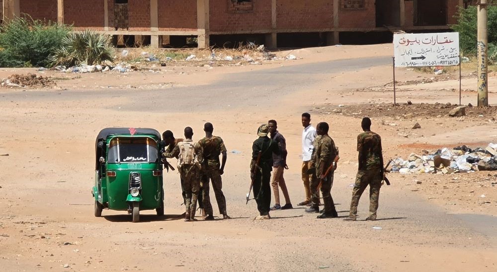 Sudanese army soldiers man a checkpoint in Khartoum on May 18, 2023. (AFP)