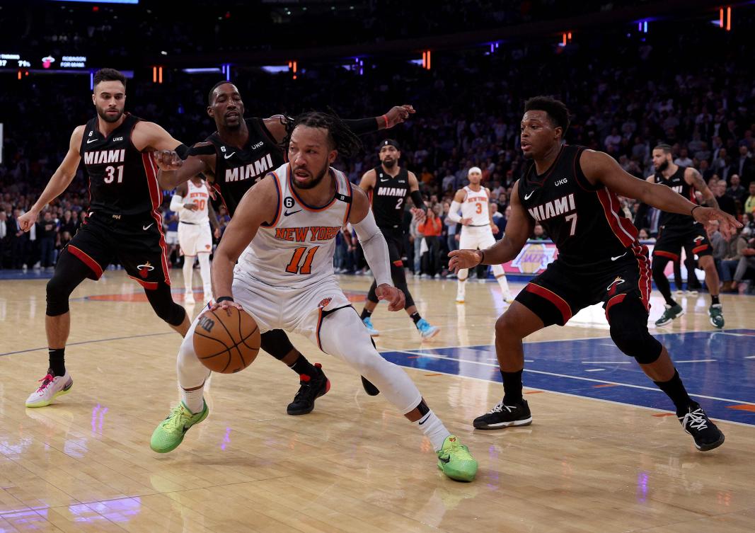 Jalen Brunson made the biggest plays in a game the New York Knicks trailed much of the way. (Getty Images North America/AFP)