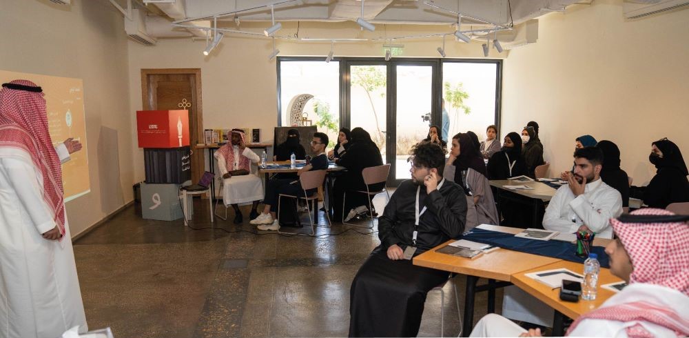 Saudi literature commission launches training program to raise cultural awareness