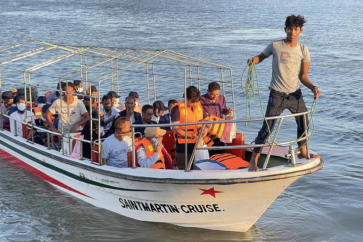 Rohingya reluctant to return to Myanmar with citizenship not guaranteed