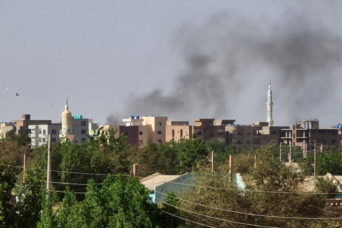 In this picture taken on May 7, 2023, smoke billows in Khartoum amid ongoing fighting between the forces of two rival generals. (AFP)