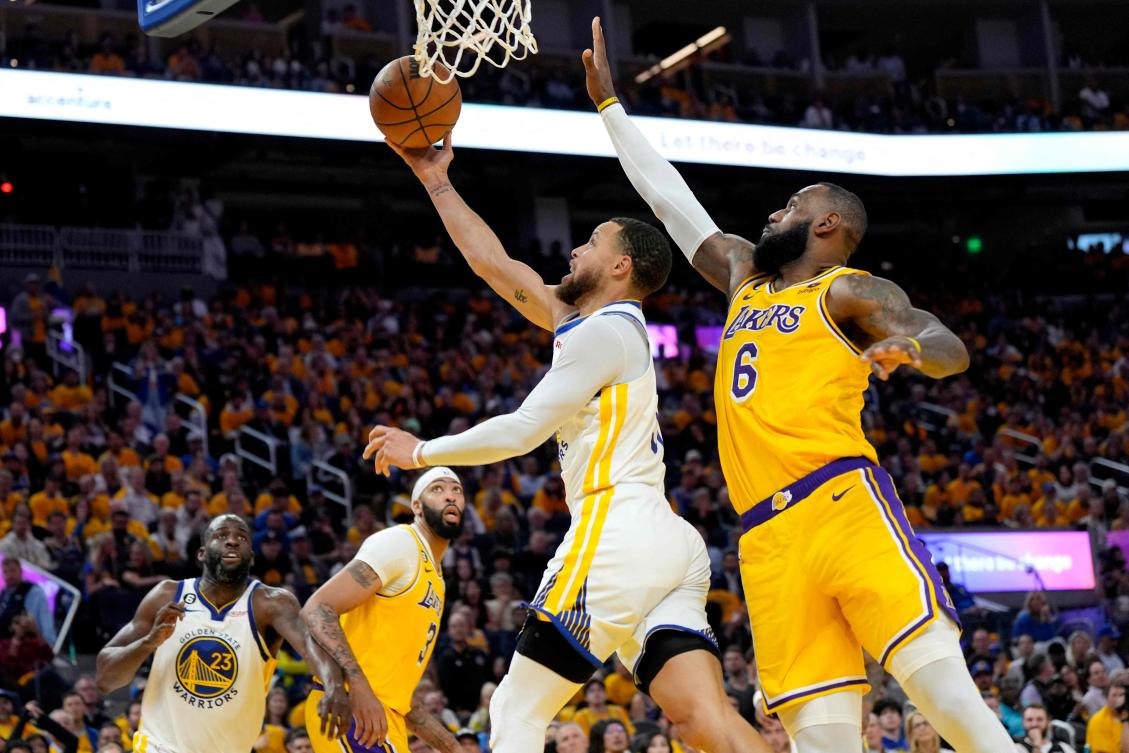 Stephen Curry shot 12 for 24 but just 3 of 11 from long range coming off his third career playoff triple-double in a 104-101 Game 4 loss. (Getty Images/AFP)