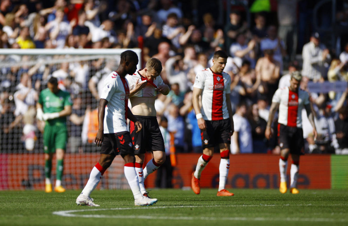 Southampton’s James Ward-Prowse reacts after Fulham’s Aleksandar Mitrovic scores their second goal during their Premier League match at St. Mary’s Stadium, Southampton, on May 13, 2023. (Reuters)