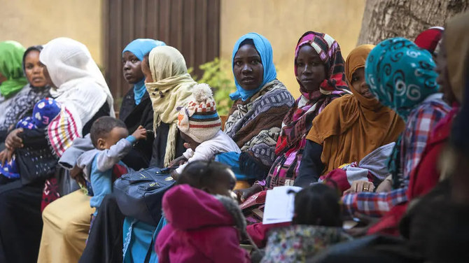 Over 100 people in the UK have formally registered as being willing to host Sudanese families. (UNHCR)