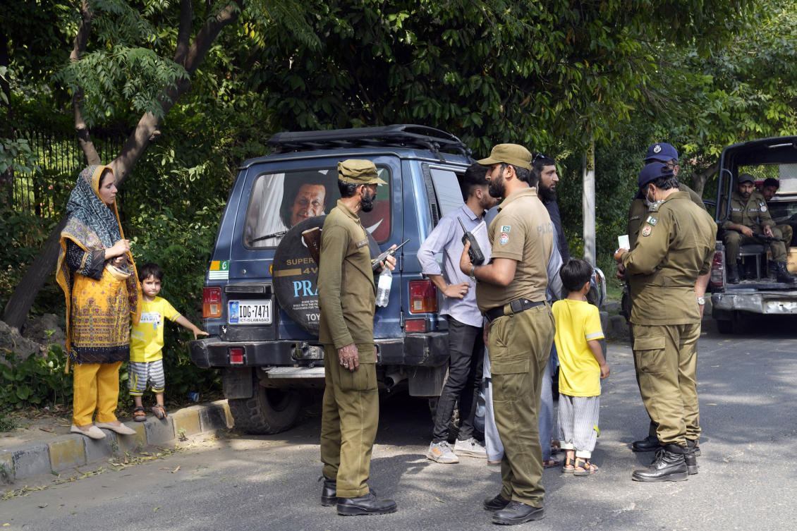 Police have besieged around the home of former Pakistani prime minister Imran Khan as a 24-hour deadline given to him to hand over suspects allegedly sheltered inside was about to expire. (AP)