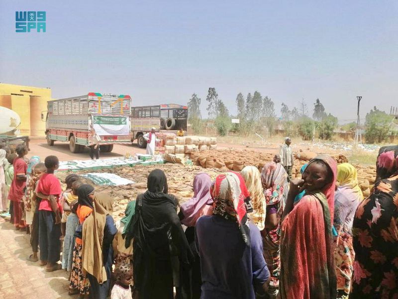Saudi Arabia earlier established relief airlift, led by KSrelief, to assist Sudanese people amid violence triggered by clashes between the army and paramilitaries. (SPA)