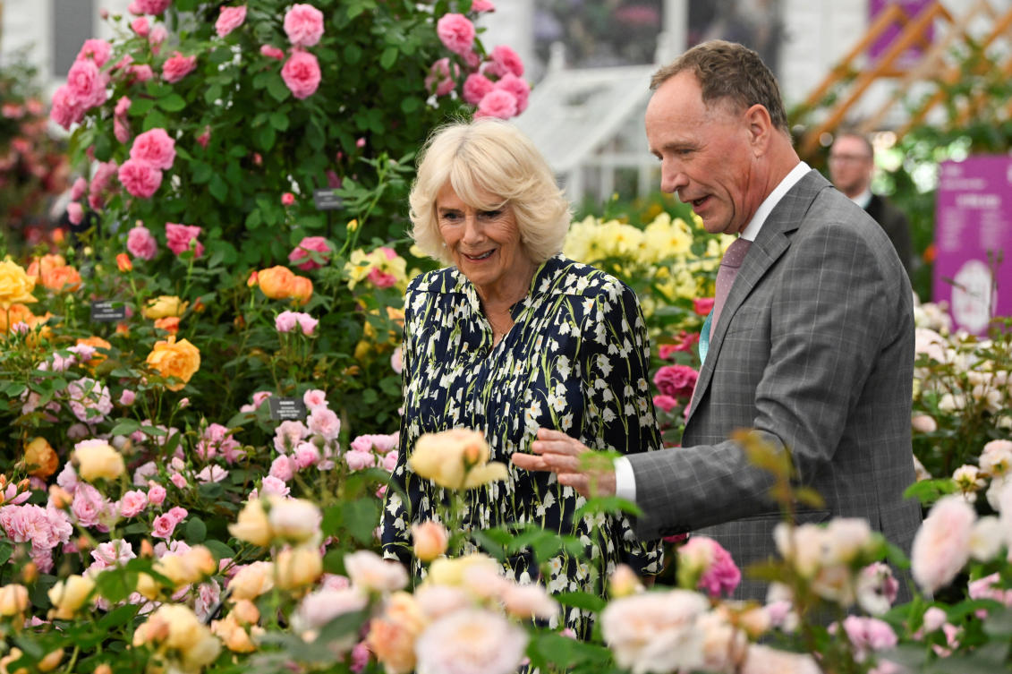 Women outnumber men for the first time at Chelsea Flower Show