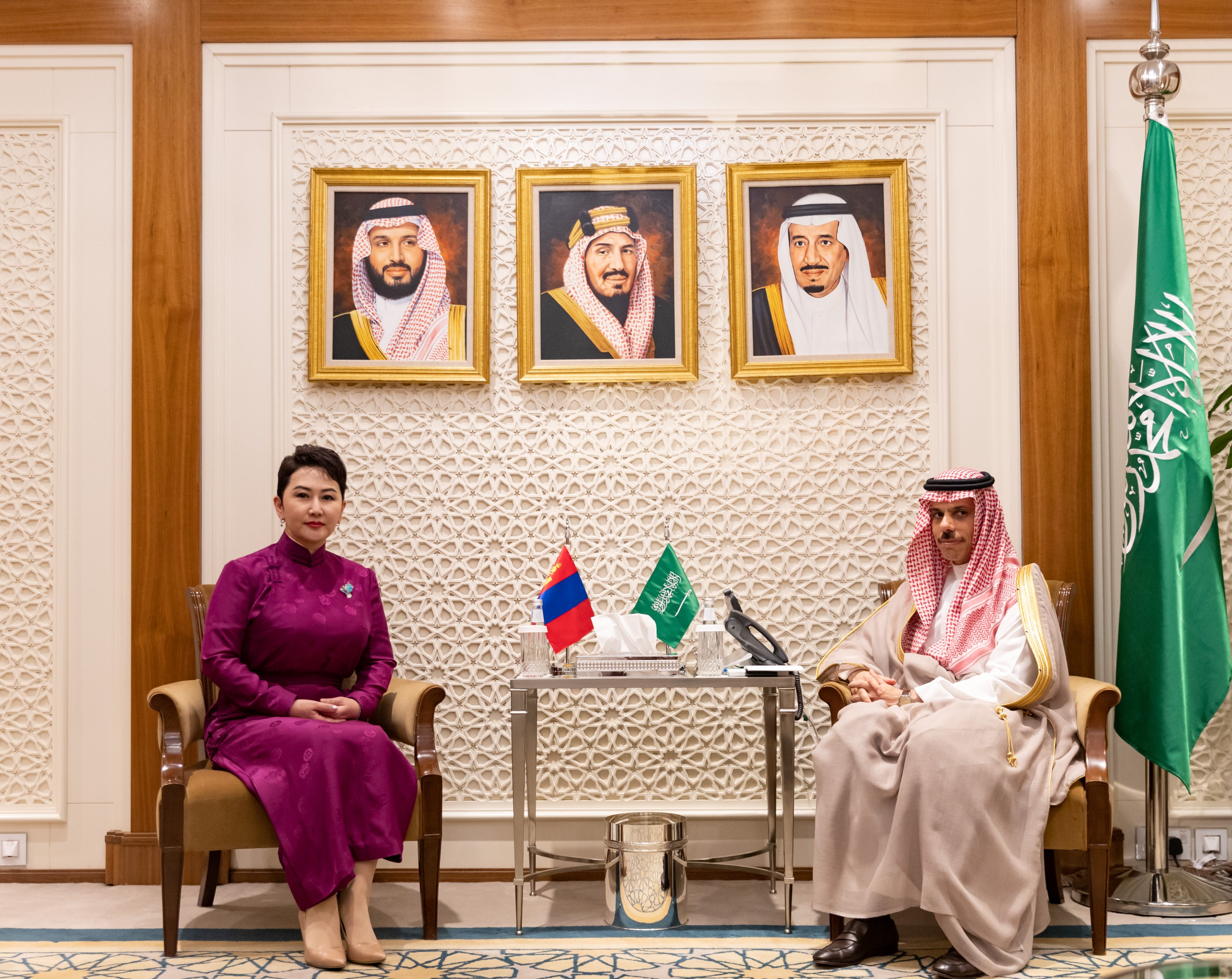 Saudi foreign minister meets with Mongolian counterpart