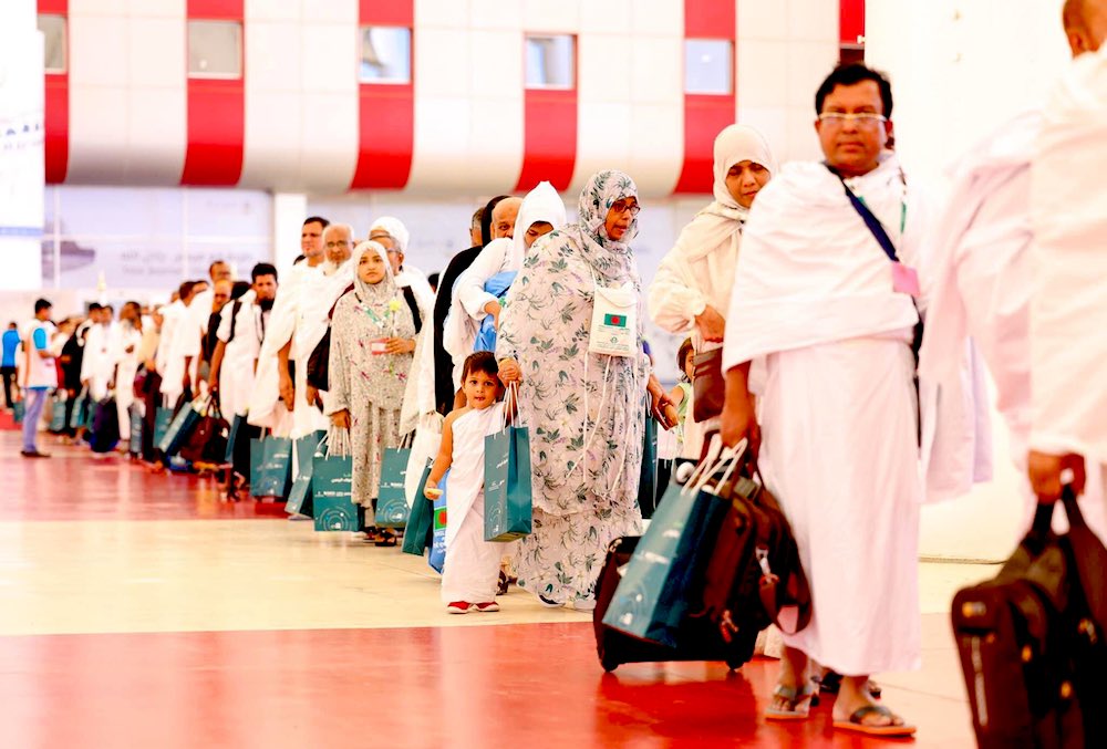 The first batch of Hajj 2023 pilgrims from Bangladesh arrives in Jeddah on May 21, 2023. (AN Photo)