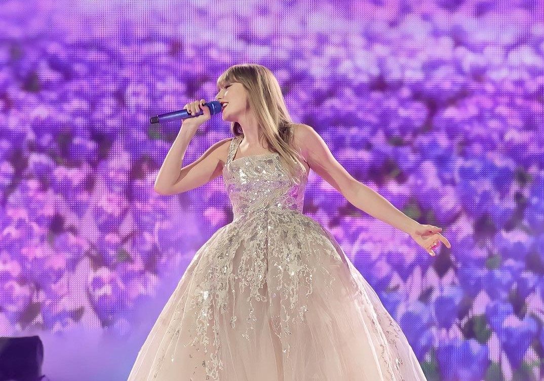 Taylor Swift wearing an Elie Saab gown at the MetLife Stadium in East Rutherford, New Jersey on Friday.