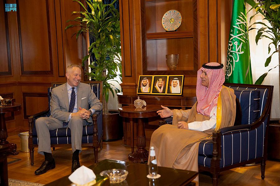 Adel bin Ahmed Al-Jubeir, minister of state for foreign affairs and US Ambassador to Saudi Arabia Michael Ratney. (SPA)