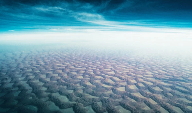The vast, empty, undulating sand dunes of the Rub Al-Khali desert, the so-called Empty Quarter in the east of Saudi Arabia. (Shutterstock)