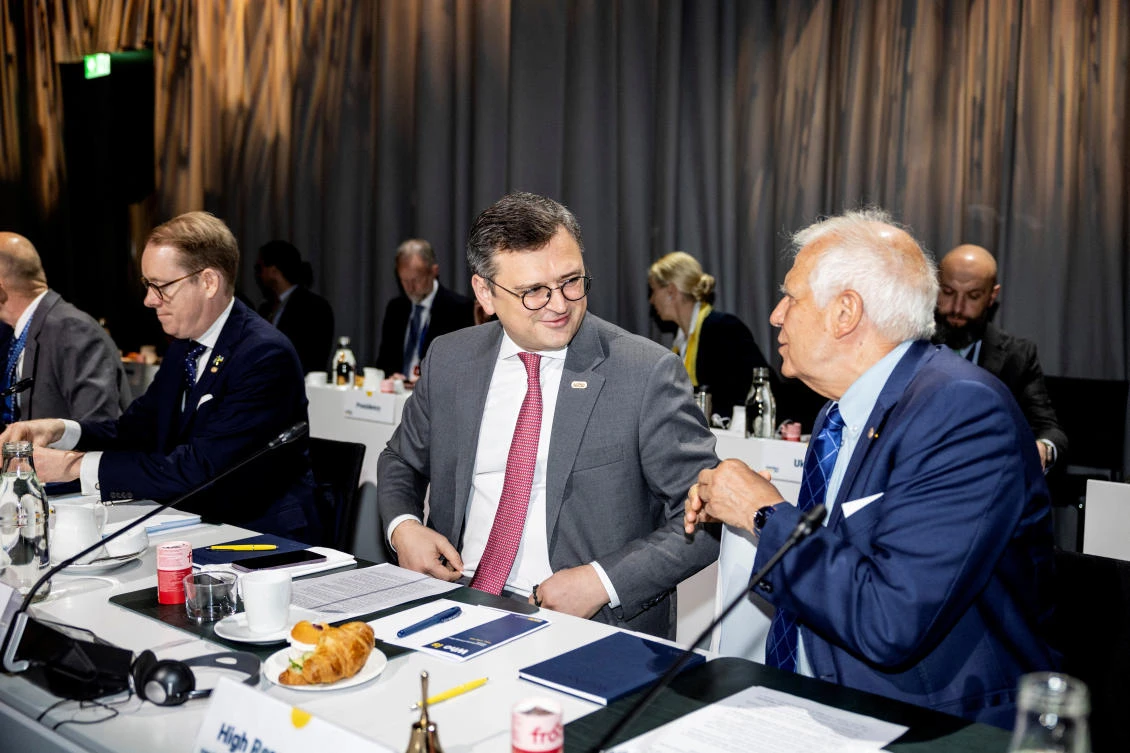 Swedish Foreign Minister Tobias Billstrom, Ukrainian Foreign Minister Dmytro Kuleba and European Union High Representative for Foreign Affairs and Security Policy Josep Borrell attend an informal meeting of EU foreign affairs ministers in Sweden on May 13, 2023. (Reuters)