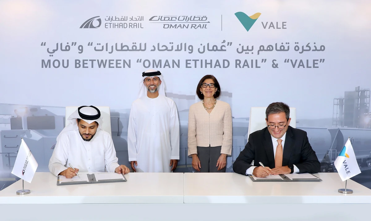 The MoU was signed by Ahmed Al-Musawa Al-Hashemi, CEO of the Oman and Etihad Rail Co., and Rogerio Nogueira, director of business development at Vale. (WAM)