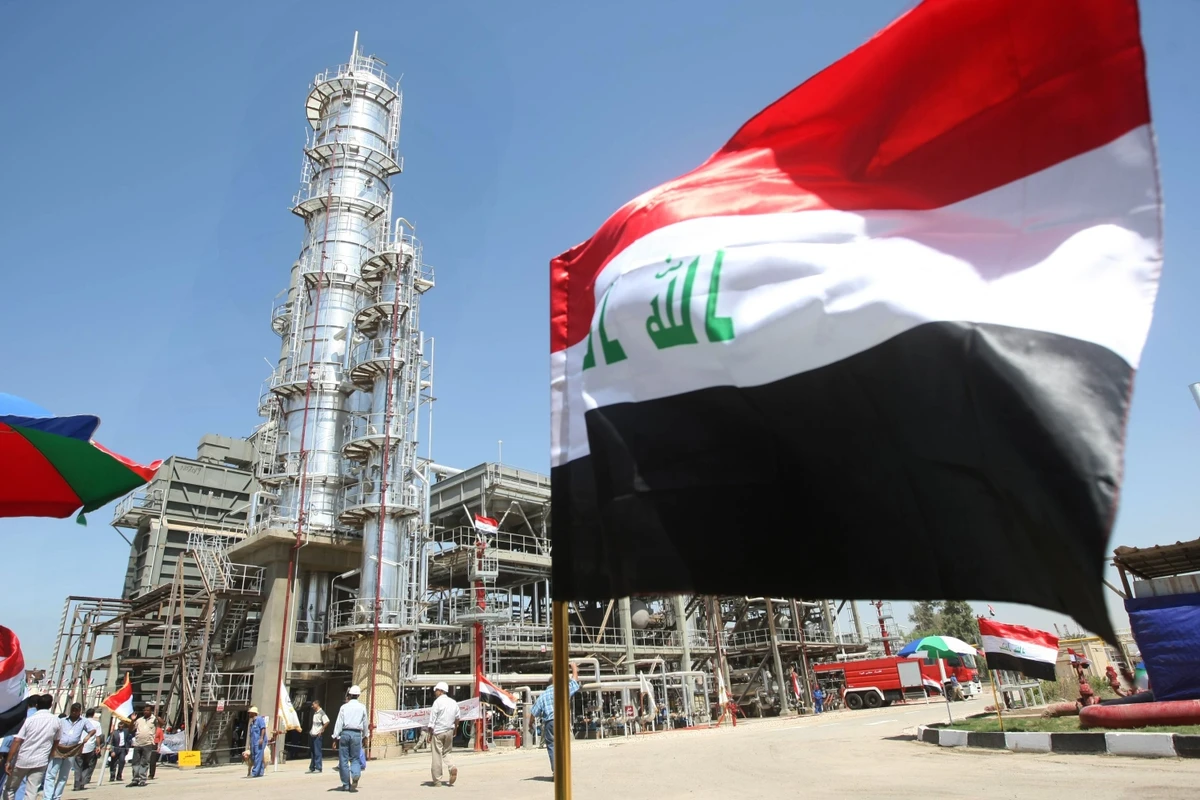 It is vital for the Iraqi government to diversify its economy (File/AFP)