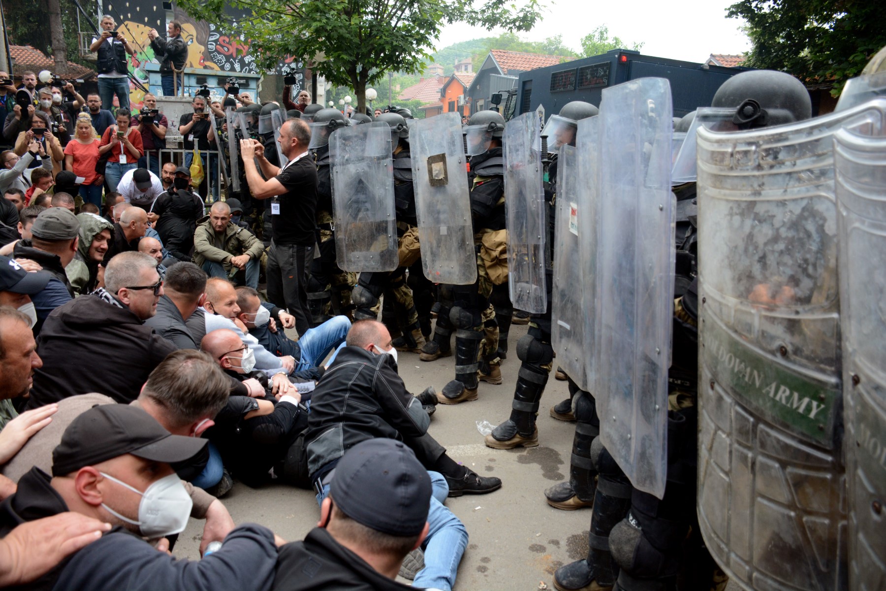 Media watchdogs demand Kosovo authorities investigate recent violence against ethnic Albanian journalists