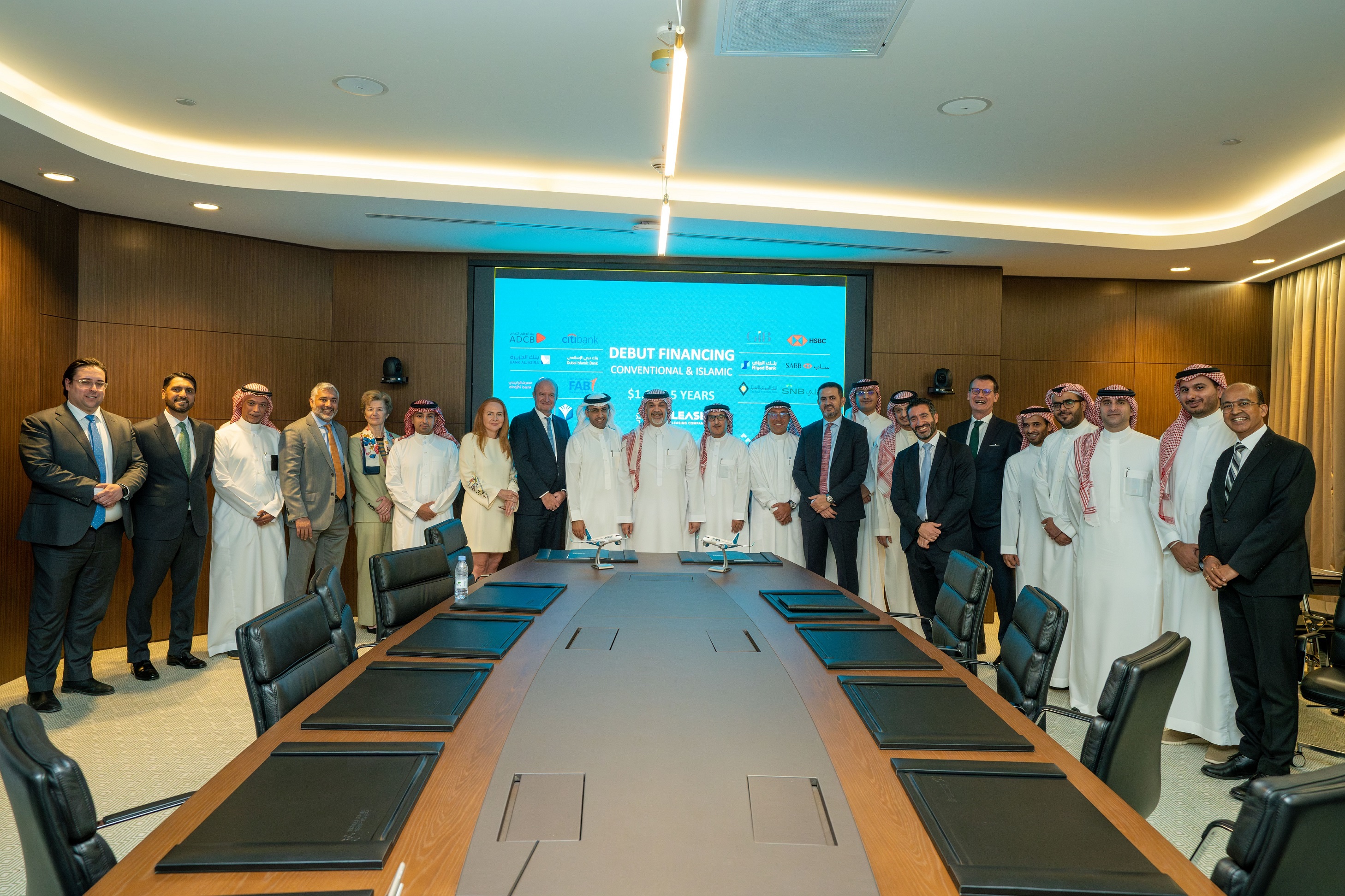 PIF-owned aircraft lessor AviLease raises $1.1bn to expand fleet