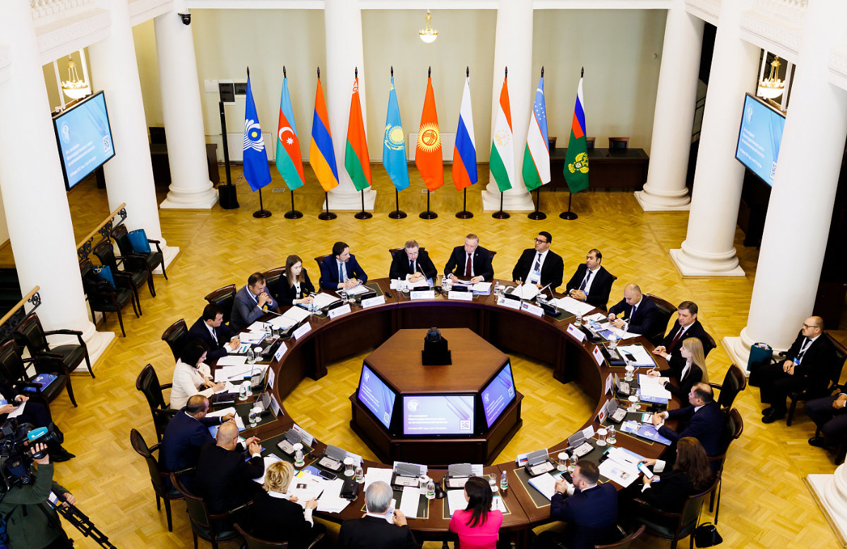 Representatives of the Eurasian Economic Commission attending a meeting of the Interstate Council on Antitrust Policy (ICAP) in St. Petersburg, Russia, on June 15, 2023. (Courtesy of eec.eaeunion.org)