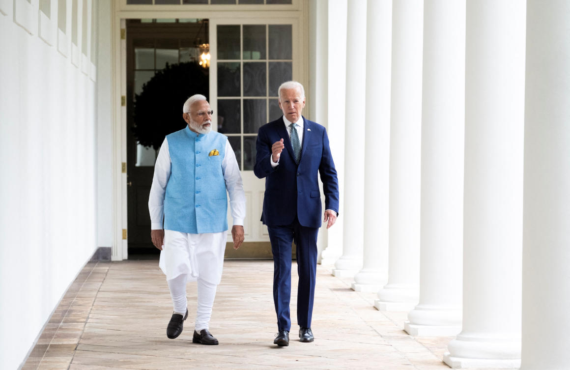 Indian Prime Minister Narendra Modi walks with U.S. President Joe Biden up the White House colonnade to a meeting in the Oval Office after an official State Arrival Ceremony. (Reuters)