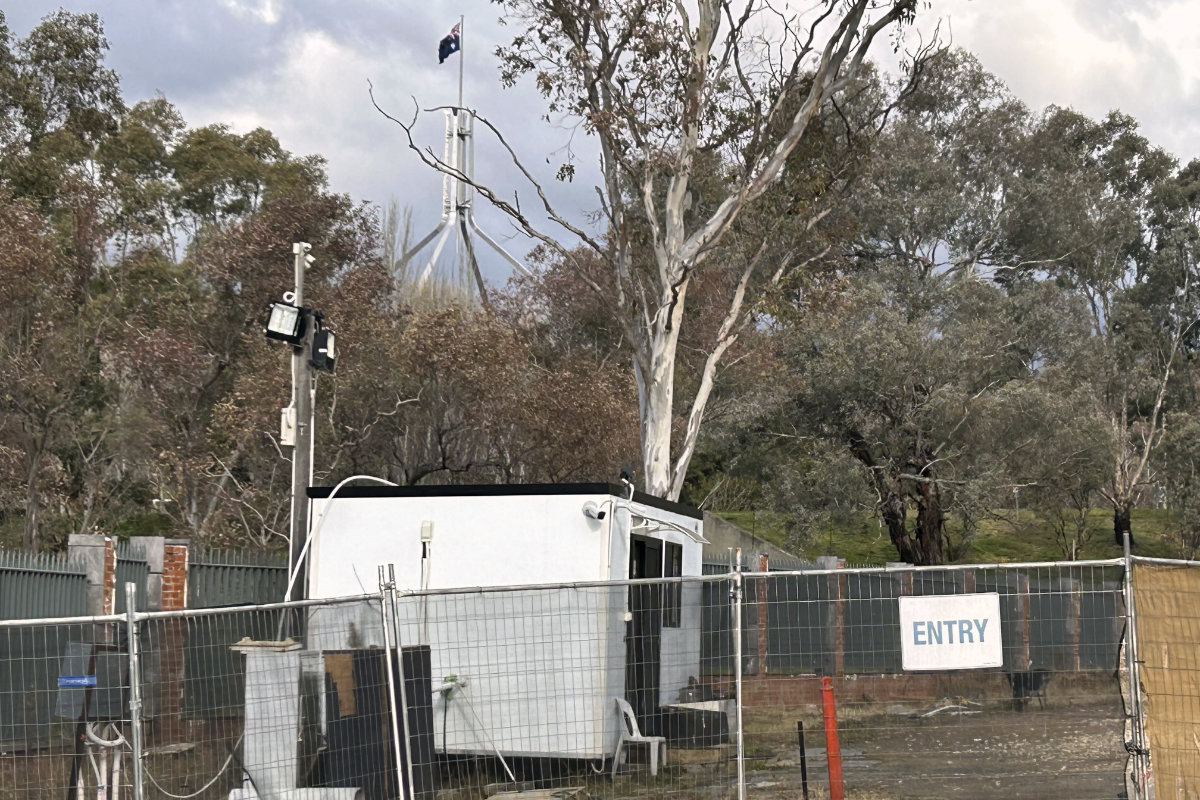 Russia suffers legal setback in Australian embassy standoff