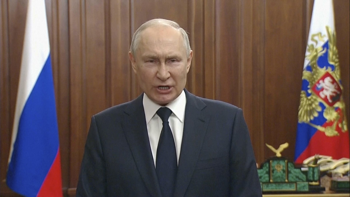 Putin accuses West of wanting Russians ‘to kill each other’ in aborted revolt