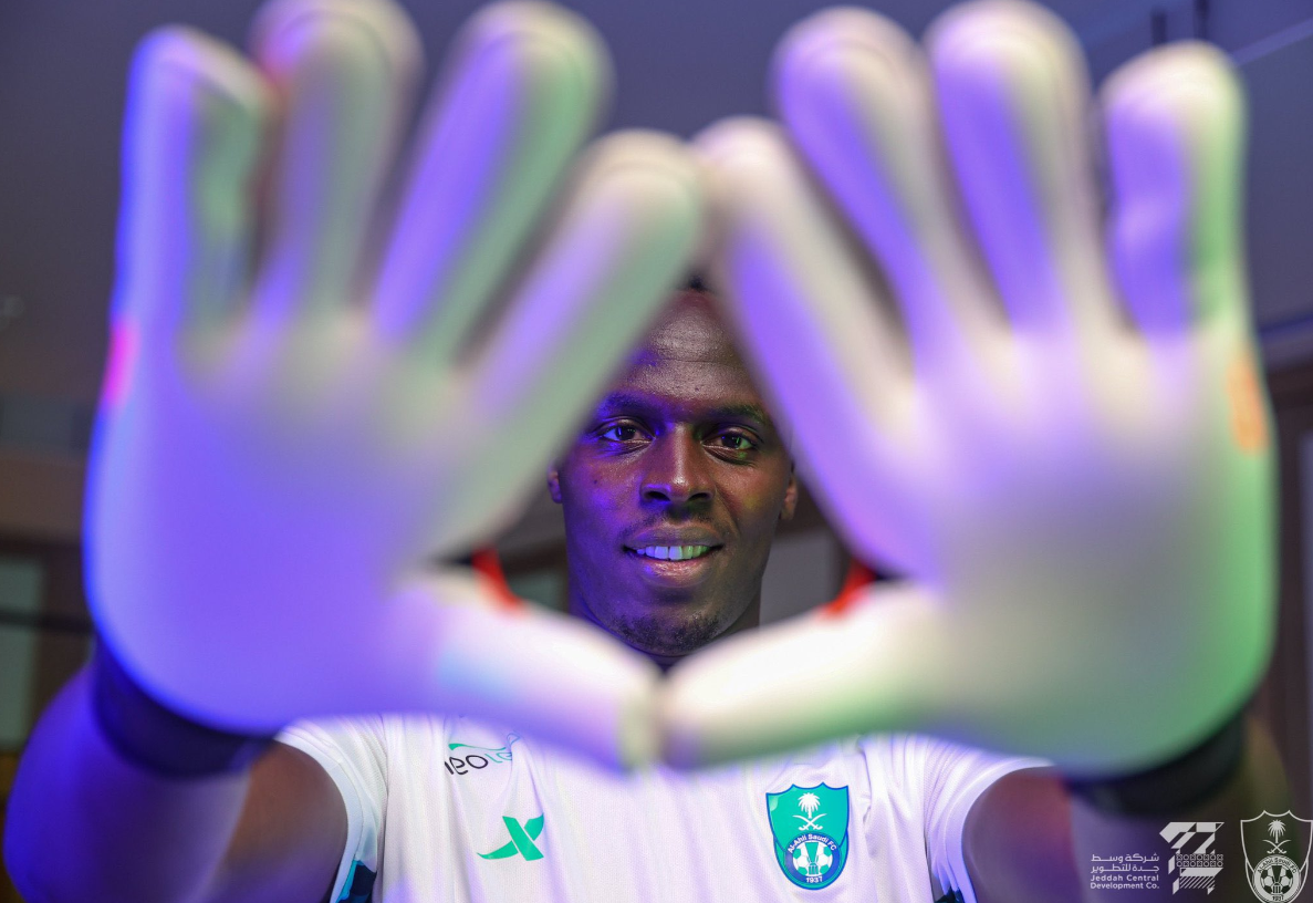 Goalkeeper Edouard Mendy joins Al-Ahli as latest Chelsea player heading to Saudi Arabia