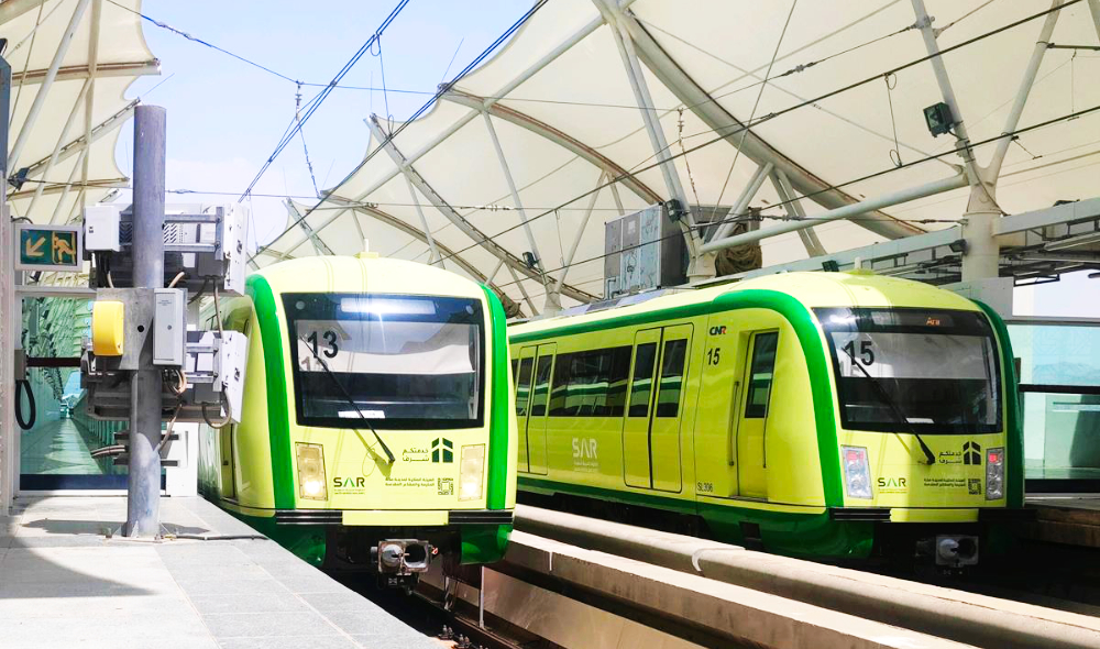 Mashair Train transported approximately 70,000 pilgrims between Mina and Arafat every hour. (SPA)