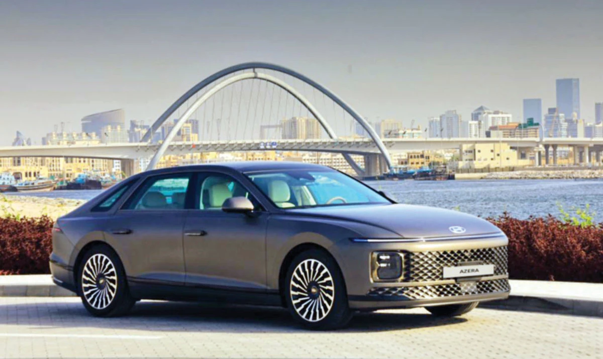 The exterior design of the new Azera is not only beautifully proportioned but also smoothly sculpted, taking inspiration from Hyundai Motor’s vision of future mobility.