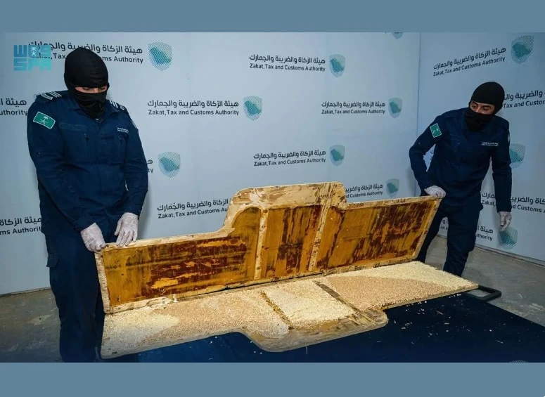 Saudi Arabia’s Zakat, Tax and Customs Authority has foiled two separate attempts to smuggle hundreds of thousands of Captagon pills through Haditha port. (SPA)