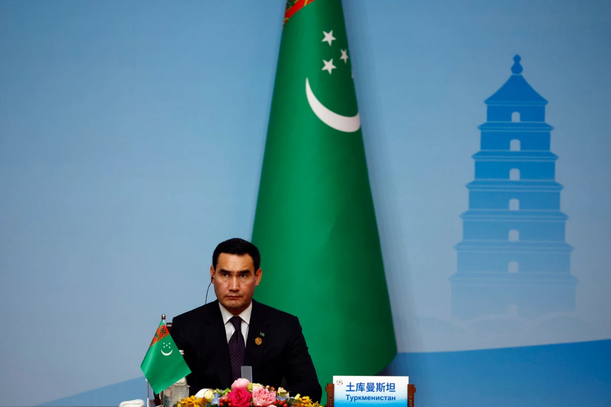 Turkmenistan vows to end smoking within two years