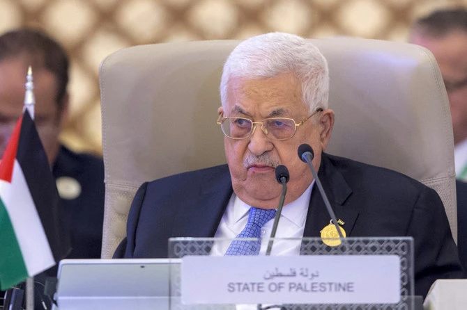 Palestinian President Mahmoud Abbas began a visit to China that comes as Beijing is seeking a larger role in Mideast politics and competing for energy resources. (File/SPA)