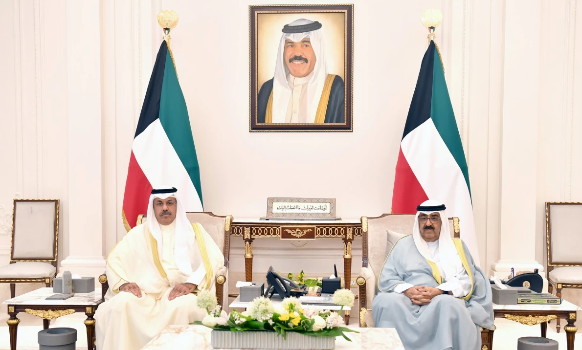 Kuwait’s Crown Prince Sheikh Meshal Al-Ahmad Al-Jaber Al-Sabah meets with Sheikh Ahmad Nawaf Al-Ahmad Al-Sabah. (KUNA)