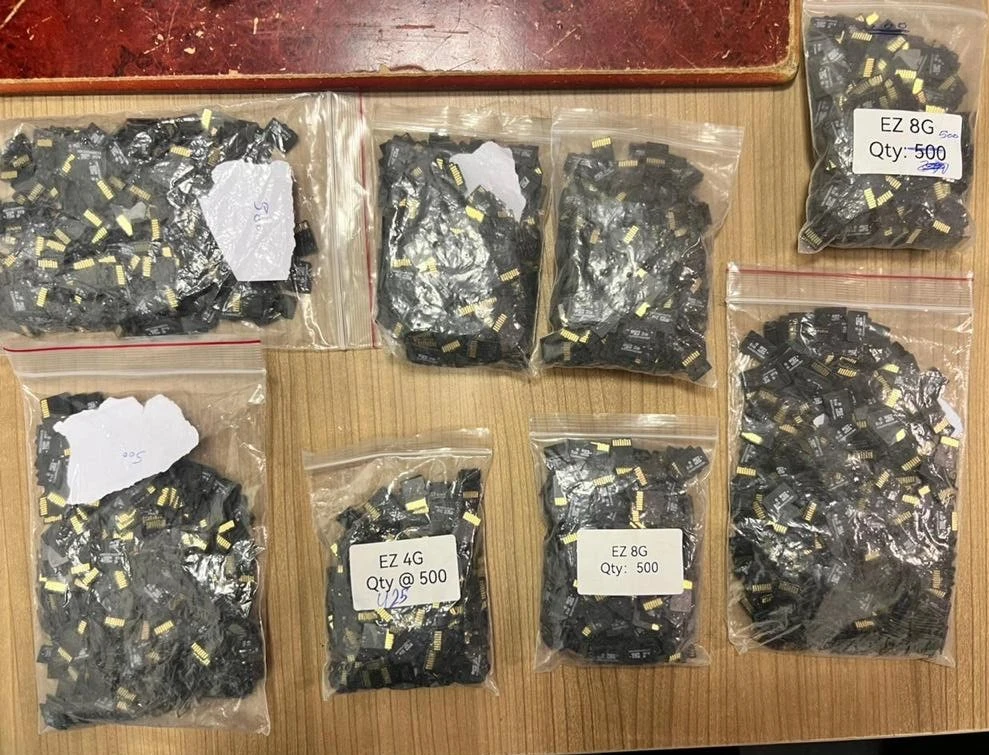 Cairo airport customs foil trafficking of drugs, swords