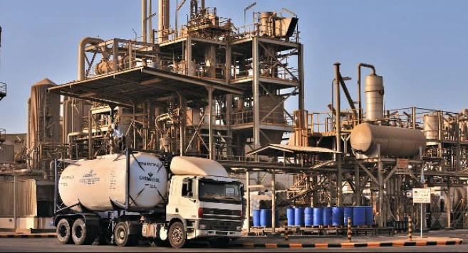 Saudi Chemanol to acquire major stakes in 2 chemical firms