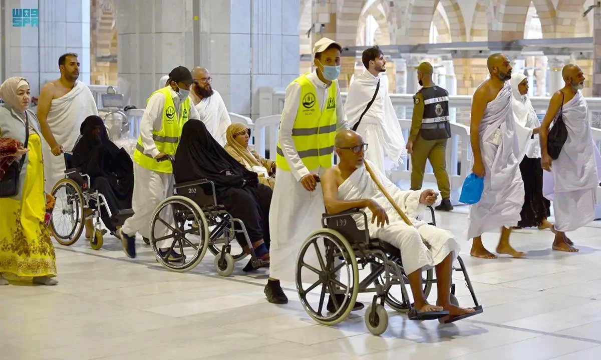 General Presidency for the affairs of the Grand Mosque and the Prophet's Mosque has supplied 9,000 wheelchairs to enhance transportation services integration during this Hajj season. (SPA)