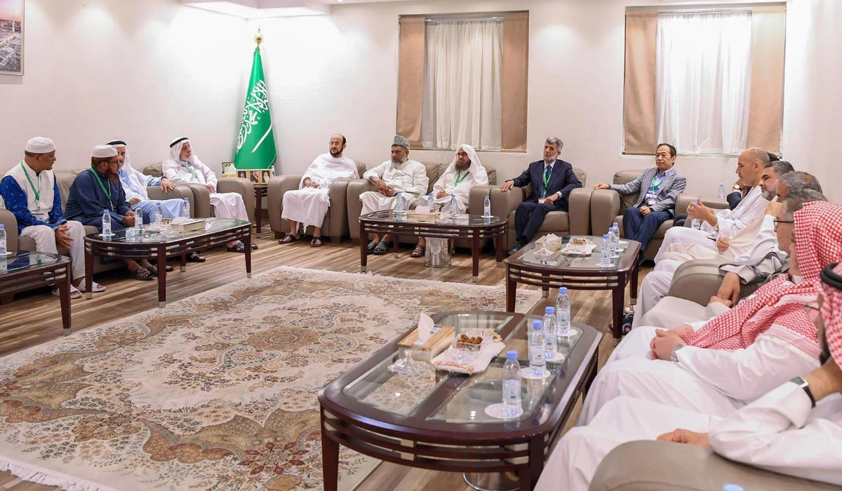 Sheikh Abdullatif Al-Asheikh said Saudi Arabia harnessed all its potential to provide services to pilgrims, helping them perform their rituals in a safe environment. (SPA)