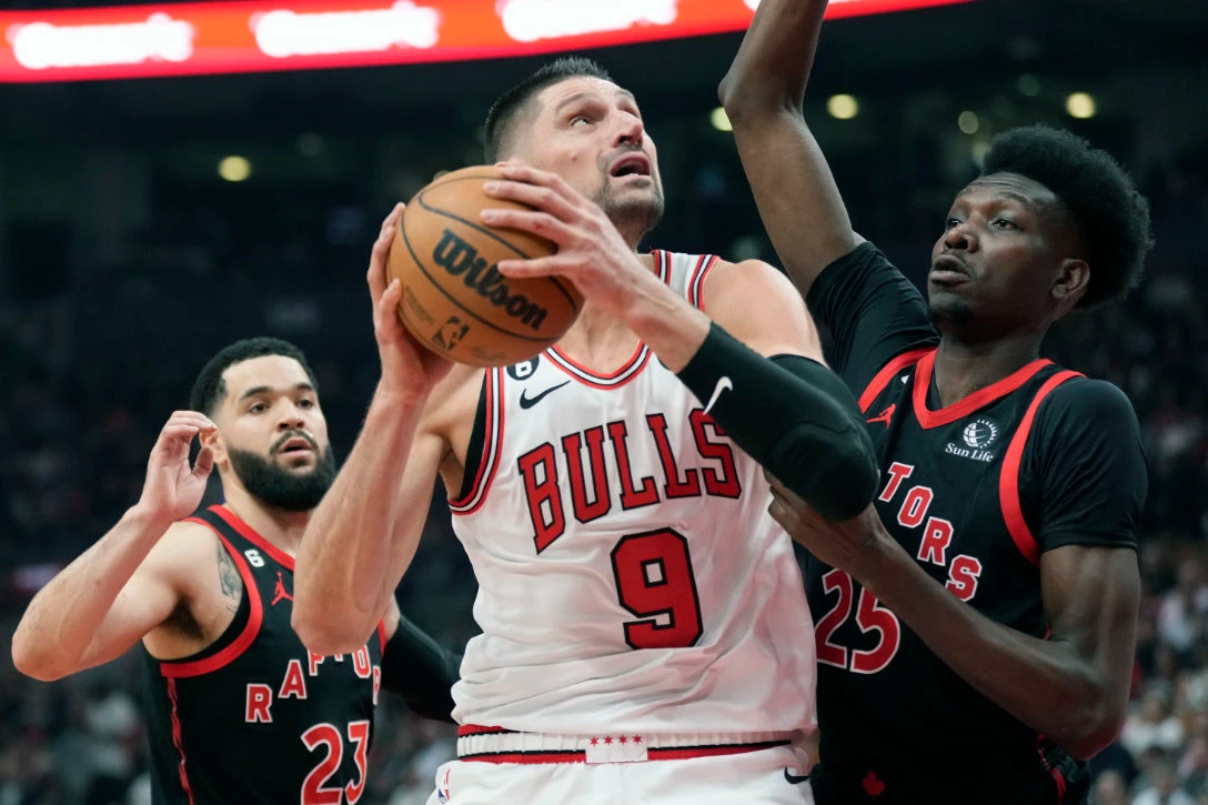 Chicago Bulls center Nikola Vucevic during the first half of an NBA basketball play-in tournament game April 12, 2023, in Toronto. The Chicago Bulls and center Nikola Vucevic agreed Wednesday to a $60 million, three-year extension. (File/AP)