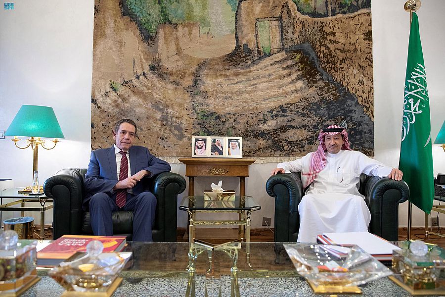 Saudi Deputy FM Waleed bin Abdulkarim Al-Khuraiji and the Russian Ambassador to Saudi Arabia. (SPA)