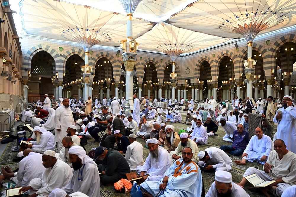 The Hajj and Visit committee said in a statistics report that 22,383 pilgrims arrived in Madinah on July 13. (SPA)