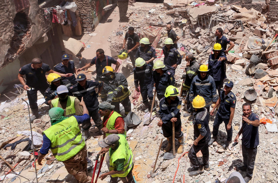 Building collapse in Cairo kills 9