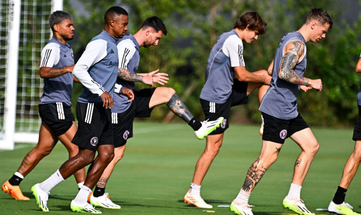 Messi could make first start against Atlanta, says coach Martino