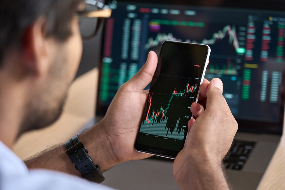 The total trading turnover of the benchmark index was SR6.74 billion ($1.80 billion) as 104 of the 228 listed stocks advanced, while 108 retreated. (Shutterstock)