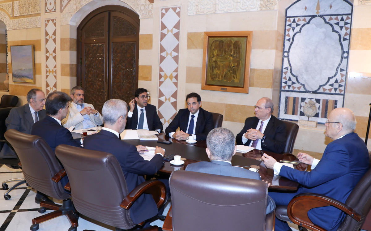 Lebanon central bank chief confirms he will leave post when term ends