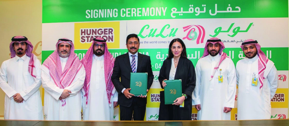 Executives of Lulu and Hungerstation signed the deal in a ceremony. (Supplied)