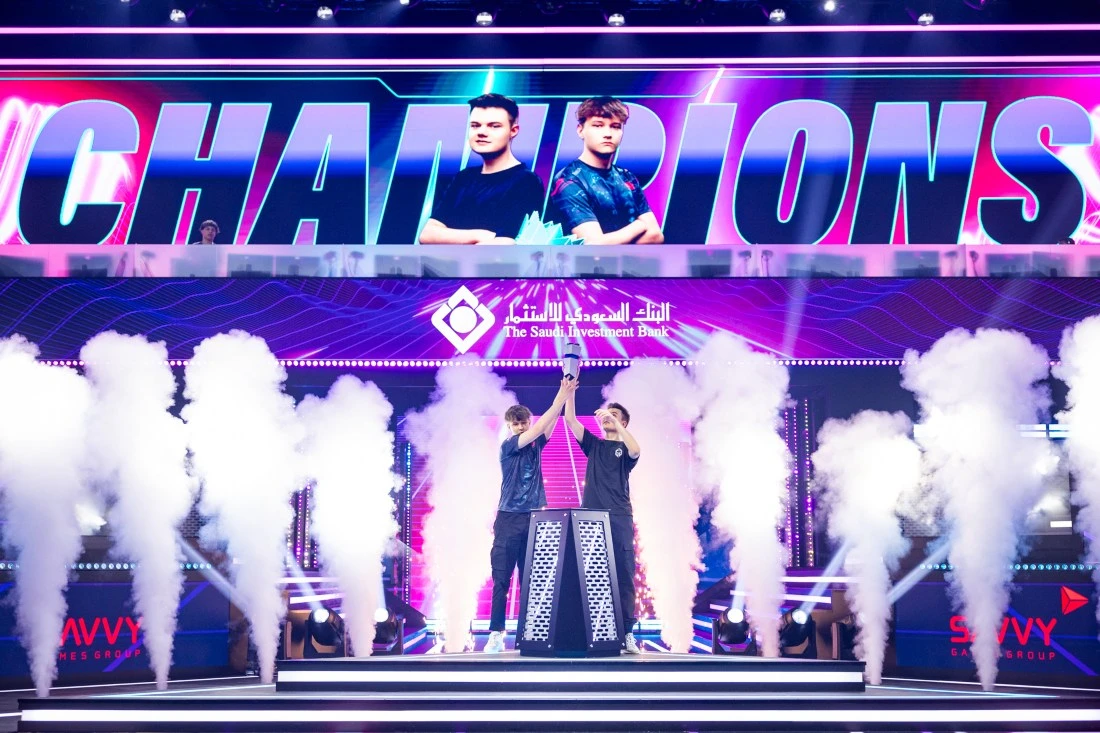 Kami and Japko celebrate Fortnite win in Riyadh. (SEF)