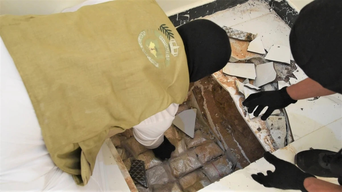 More than 1.8 million illegal amphetamine pills found hidden in an underground storage facility at a farm in Sakaka, in Jouf Region were seized. (SPA)