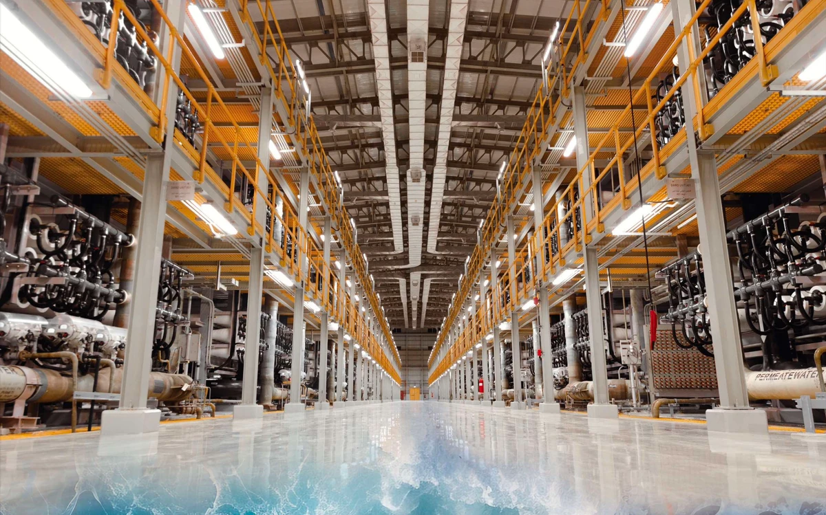 SWCC runs 30 desalination plants with a production capacity of approximately 7.5 million cubic meters per day and 139 purification stations with a total of about 4 million m3 per day. (Supplied)