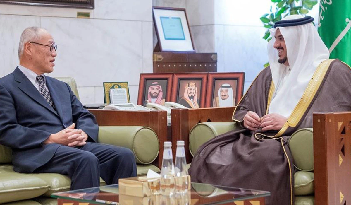Prince Mohammed bin Abdulrahman bin Abdulaziz holds talks with Iwai Fumio in Riyadh. (Supplied)